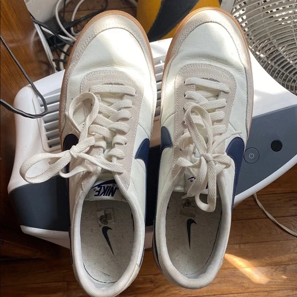 Nike - Picture 1 of 4